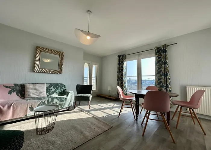 The Belvedere: City Centre With Magnificent Views