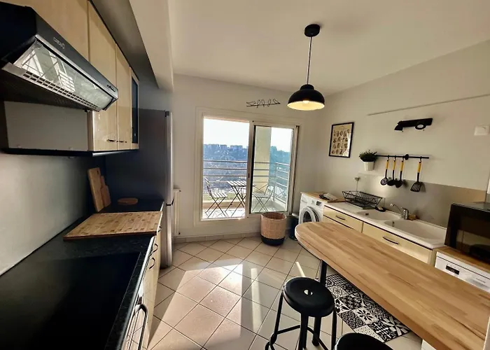 The Belvedere: City Centre With Magnificent Views * Poitiers