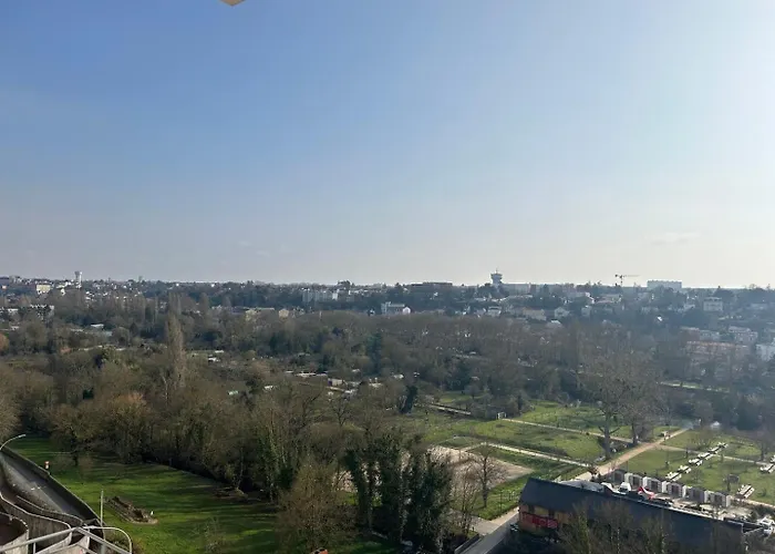 Apartment The Belvedere: City Centre With Magnificent Views Poitiers